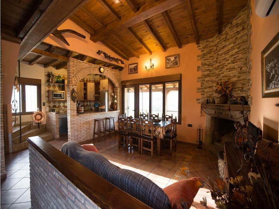 נבאקונסחו Casa Rural Apartamento Las Malpicas מראה חיצוני תמונה