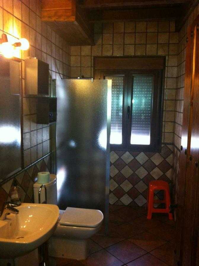 נבאקונסחו Casa Rural Apartamento Las Malpicas מראה חיצוני תמונה